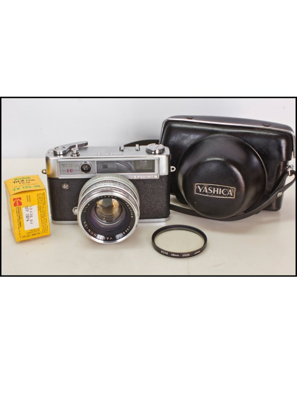 Yashica Lynx-14 Camera Fast ƒ1.4 Lens! Rare Working Vintage 1960s Film Camera